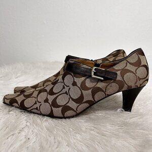 Coach Vintage Signature Monogrammed Logo Heeled Booties Size 8B Pointed Toe